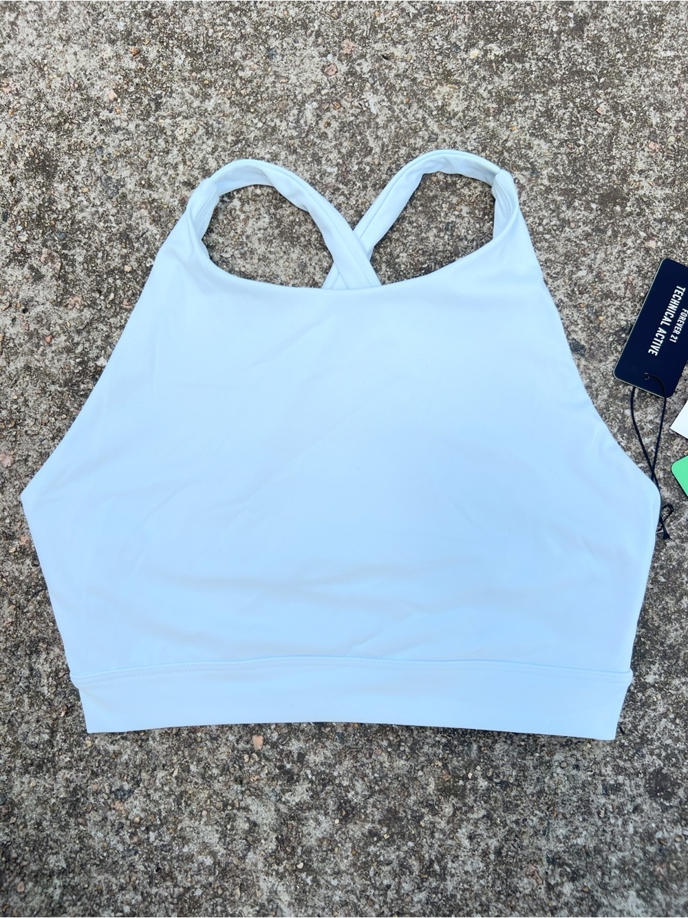NWT Forever 21 Technical Active High Neck Sports Bra Criss Cross Back M